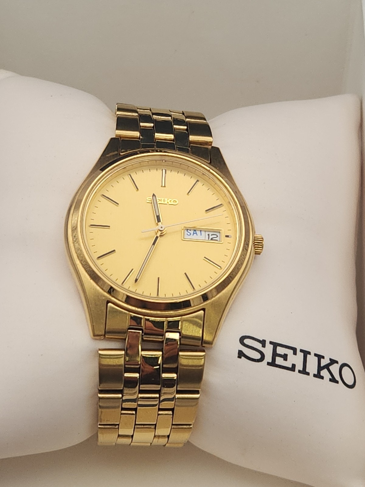 Seiko Watch Men 36mm Gold Dial Gold Tone Daydate 7n439048 W Links And Box